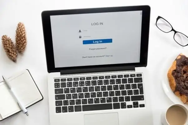10 Common Mistakes To Avoid When Writing Your Will 4 a laptop with login screen